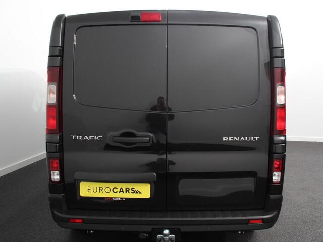 Renault TRAFIC 2.0 Blue dCi 150 EDC T30 L2H1 Advance Automaat Navigatie Airco Lichtmetalen velgen Betimmering Trekhaak Camera Parkeersensoren Dab