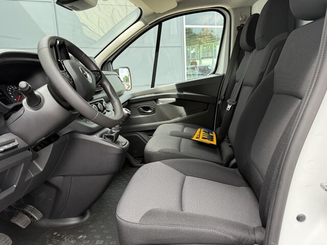 Renault TRAFIC 2.0 dCi 110 T30 L2H1 | BPM vrij | 425 km | Parkeersensoren | Navigatie |