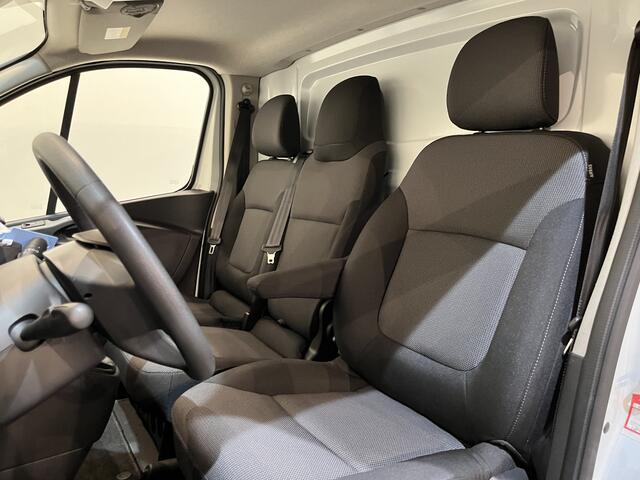 Renault TRAFIC 2.0 dCi 145 PK L1H1 / Servicebus / Bott Inrichting / Euro 6 / Airco / Camera / Cruise Control / Navigatie / 3-Zits / 34.200 KM !!
