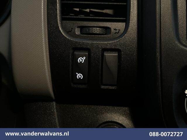 Renault TRAFIC 1.6 dCi L1H1 Euro6 Airco | Imperiaal | Trekhaak | Parkeersensoren | Cruisecontrol Bijrijdersbank