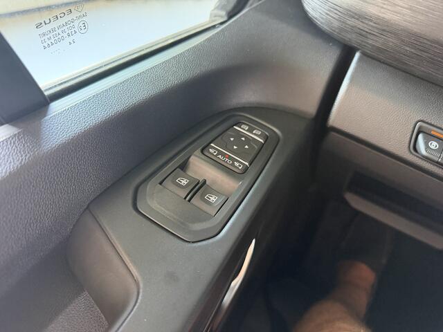 Renault TRAFIC 2.0 Blue dCi 170 T30 L2H1 AUTOM NEXT LEVEL