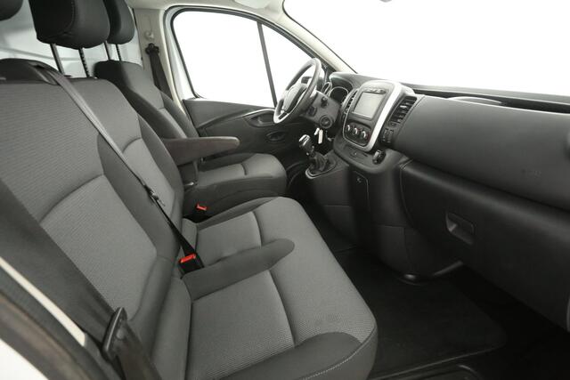 Renault TRAFIC 2.0 dCi T29 L2H1 | Airco | Cruise | Camera | Trekhaak | 3 Zits | 2xSchuifdeur