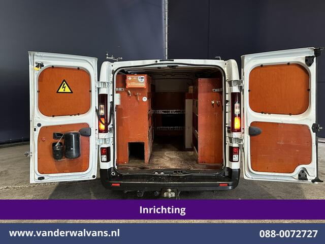 Renault TRAFIC 2.0 dCi 120pk L2H1 inrichting Euro6 Airco | Navigatie | Camera | LED | Trekhaak Cruisecontrol, parkeersensoren, Bijrijdersbank