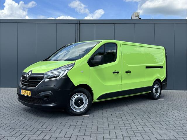 Renault TRAFIC 1.6 dCi / L2H1 / BOTT INRICHTING / 2x SCHUIFDEUR / TREKHAAK / 1e EIG. / NAVI / AIRCO / CRUISE