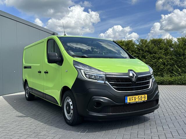 Renault TRAFIC 1.6 dCi / L2H1 / BOTT INRICHTING / 2x SCHUIFDEUR / TREKHAAK / 1e EIG. / NAVI / AIRCO / CRUISE