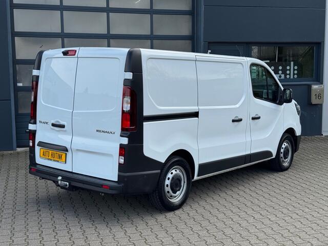 Renault TRAFIC 2.0 D 130pk L1H1 - Navi/Carplay/Android - Camera - sensoren v/a/zijkant - betimmering - all season