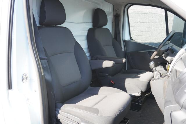 Renault TRAFIC 2.0 dCi 120PK - EURO 6 - Airco - Navi - Cruise - ¤11.950,- Excl.
