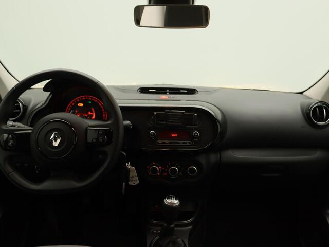 Renault TWINGO 1.0 SCe 75pk Collection | Airco | Pack Look Exterieur | Met leder bekleed stuurwiel | Pack Look Interieur 'Noir' | Radio met bluetooth en DAB |