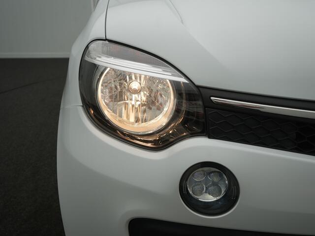 Renault TWINGO 1.0 SCe Intens EDC - RIJKLAARPRIJS - All Seasonbanden - Achteruitrijcamera - Cruise Control