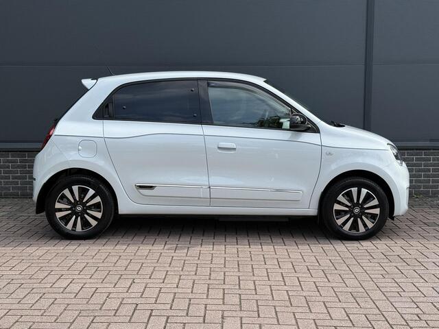 Renault TWINGO Z.E. R80 E-Tech Série Limitée Urban Night 22 kWh / Eerste eigenaar / Dealer onderhouden / Navigatie / Achteruitrij camera / Parkeersensoren Achter /