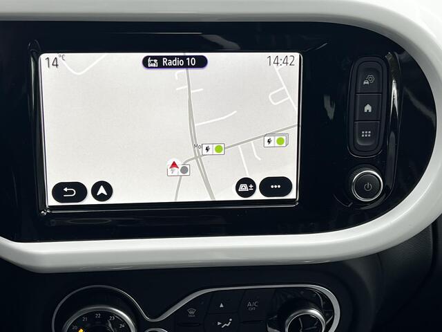 Renault TWINGO Z.E. R80 Intens Automaat / Dealer onderhouden / Accu SoH 95,46 % / Navigatie / Apple Carplay Android / Drie fase laden / Stoelverwarming /