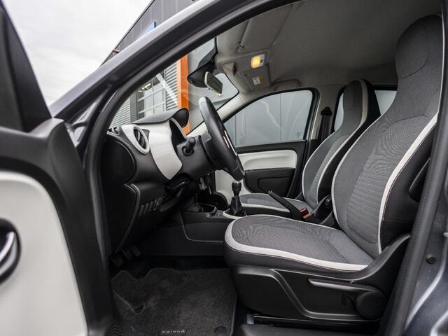 Renault TWINGO 1.0 SCe Collection apple carplay.