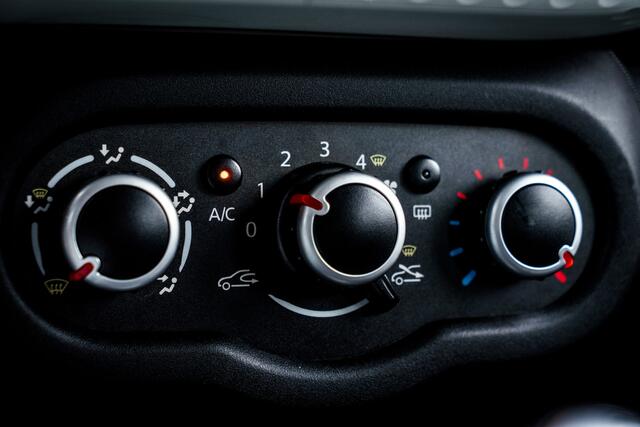 Renault TWINGO 1.0 SCe Collection | Airco | Led | Bluetooth | NED Dealer Auto | St- Bekr | DAB Audio | 81 DKM | DAB | Bluetooth |