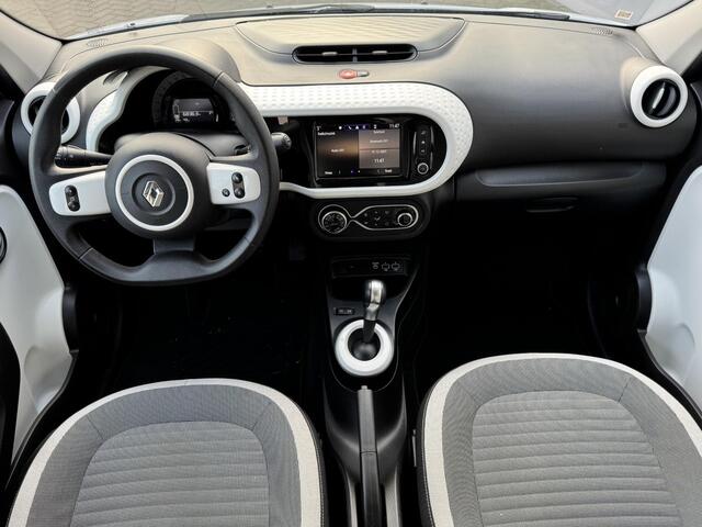 Renault TWINGO Z.E. R80 Life / WLTP 186 km stad 261 km / Navigatie via Apple Carplay Android Auto / Airco / Parkeersensoren achter / DAB Radio / Climate Control /