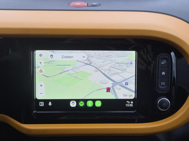 Renault TWINGO Z.E. R80 Intens Automaat / Accu SOH 96,74% / WLTP 186 km stad 261 km / Apple Carplay Android Auto / Cruise control / Achteruitrijcamera / Climate control / Navigatie / Parkeersensoren achter / Lichtmetalen wielen 15" /