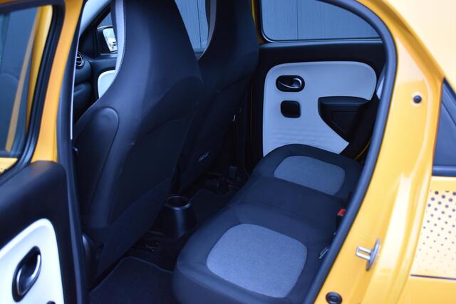 Renault TWINGO 1.0 SCe Collection AIRCO | 1E EIGENAAR | DEALER ONDERHOUDEN | BLUETOOTH | ELEKTRISCHE RAMEN EN SPIEGELS | VERWARBARE SPIEGELS |