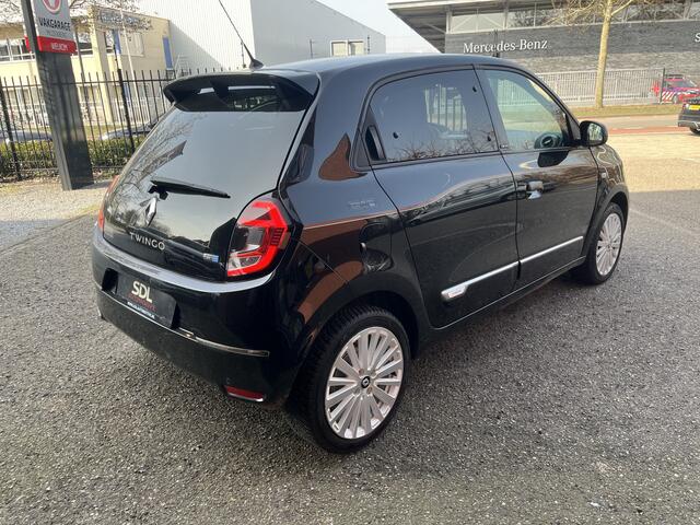 Renault TWINGO Z.E. R80 Série Limitée Vibes // LED // CRUISE // HALF LEDER // CAMERA+SENSOREN // NAVI // STOELVERWARMING //