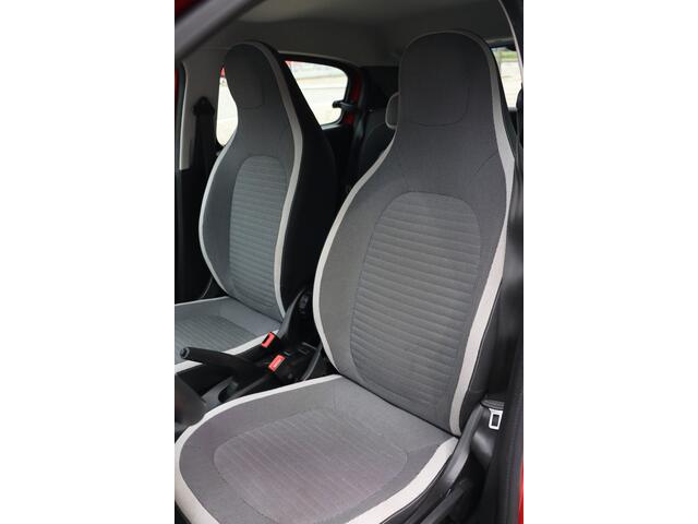 Renault TWINGO 1.0 SCe Collection AUTOMAAT | navi | camera