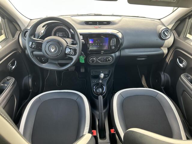 Renault TWINGO Z.E. R80 E-Tech Série Limitée Urban Night 22 kWh / Achteruitrijcamera / Apple Carplay & Android Auto / Navigatie / Climate Control / Parkleersensoren / Lichtmetalen Velgen 16" /