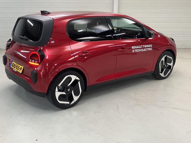 Renault TWINGO urban range techno 27.5 kWh / Demonstratieauto / Google Maps Navigatie / Apple CarPlay/Android Auto / 18 inch LM velgen / Stoelverwarming / Adaptive Cruise Control /