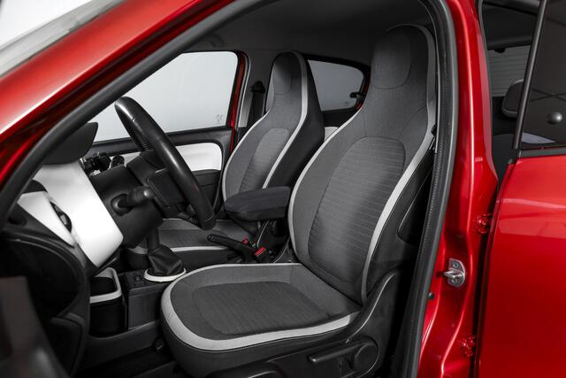 Renault TWINGO 1.0 SCe 70 PK Limited Org. NL | Cruise | PDC | Airco | LM 15" |