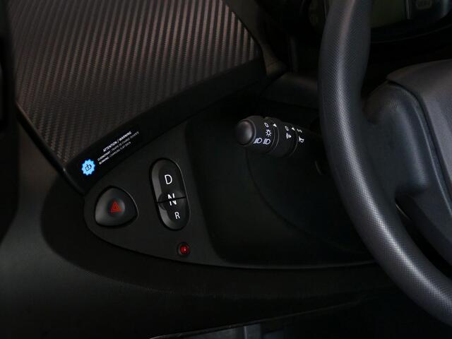 Renault TWIZY URBAN 80 INCL ACCU. 4122 KM PDC RUITVERW. SWICHBLADE