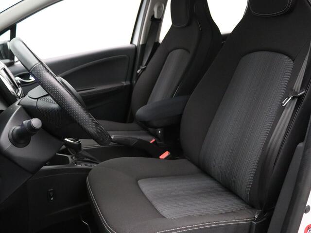 Renault ZOE 109pk R110 Limited 41 kWh (ex Accu) BOSE | Camera | Cruise | Navi | Parkeersens. achter | Stoelverw.