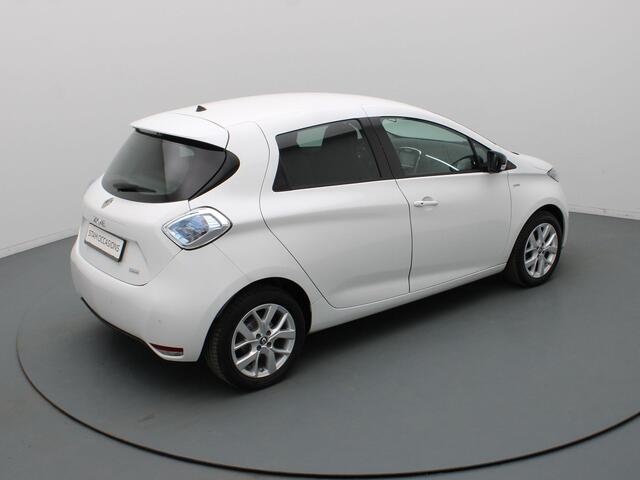 Renault ZOE 110pk R110 Limited 41 kWh Camera | Cruise | Navi | Parkeersens. achter