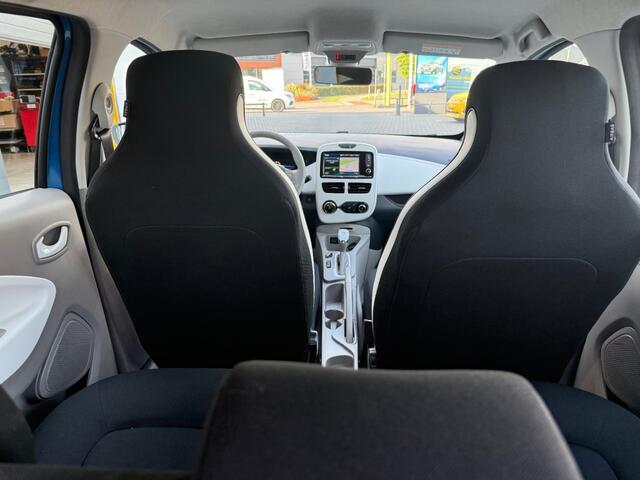 Renault ZOE R90 Life 41 kWh excl. Accu Licht- en Regensensor Full-Map Navigatie Cruise Control en Snelheidsbegrenzer