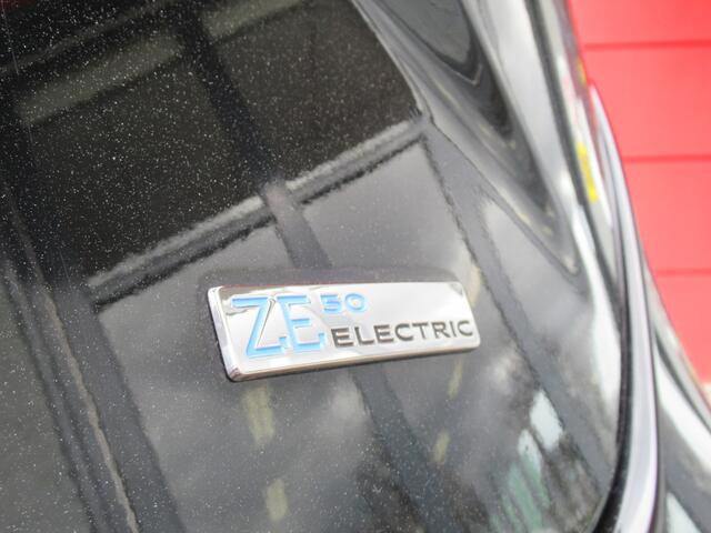 Renault ZOE R135 Zen 52 kWh (ex Accu) | Airco | Apple Carplay | Parkeersensoren | Incl. BOVAG Garantie | LED Dagrijverlichting | Keyless Entry |