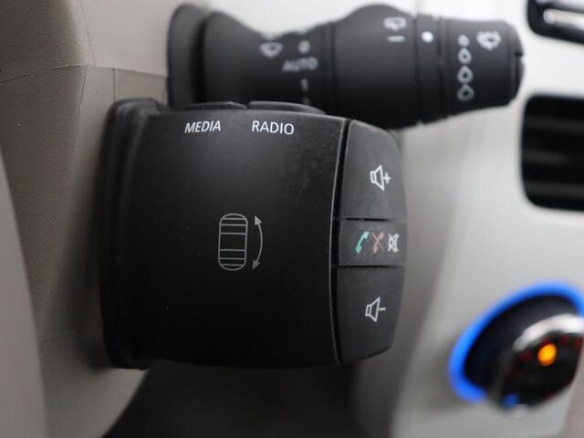 Renault ZOE R90 Life 41 kWh (ex accu) | Navigatie | Climate control | Parkeerhulp | Cruise control | Bluetooth