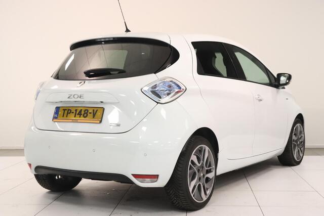 Renault ZOE R110 Bose 41 kWh (Accu huur) | BOSE audio | Camera | Leder | Climate control | Stoelverwarming | SoH 92,1% | 17"Lichtmetaal |