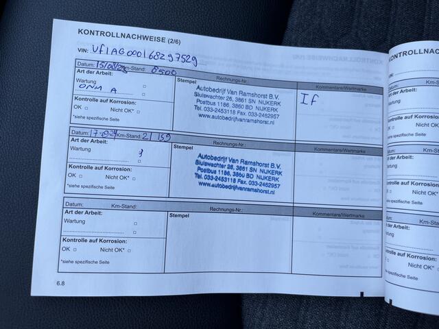 Renault ZOE E-TECH ELECTRIC R135 Intens 52 kWh / (Koopbatterij) / CCS-SNELLADER! / / Apple Carplay - Android Auto / Stoelverw. + Stuurverw. /