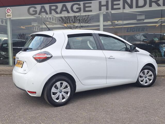 Renault ZOE R110 Life 52 kWh | Koop-Accu | 3 Fase | Grootste Batterij | Navi | Climate | occasion