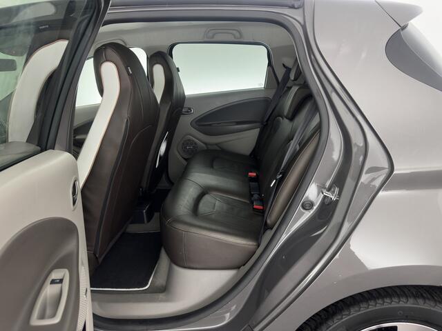 Renault ZOE R90 Bose 41 kWh (Inclusive-Battery) [ 3-Fase ] Aut.*LUXURY-LEATHER | BOSE-AUDIO | NAVI-FULLMAP | DIGI-COCKPIT | CRUISE | ECC | PDC | PRIVACY-GLASS | HEATED-COMFORTSEATS | 16"ALU*