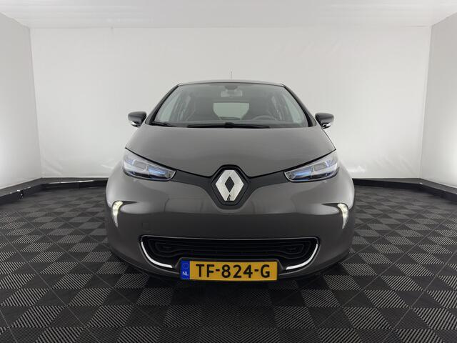 Renault ZOE (inclusive-battery) Q90 Bose 41 kWh Quickcharge Edition One (3-Fase-43 kW) {SOH-92%} Aut.*LEATHER | FULL-LED | DIGI-COCKPIT | HEATED-COMFORTSEATS | BOSE-PREMIUM-AUDIO | CAMERA | R-LINK | PDC | PRIVACY-GLASS | 17"ALU*