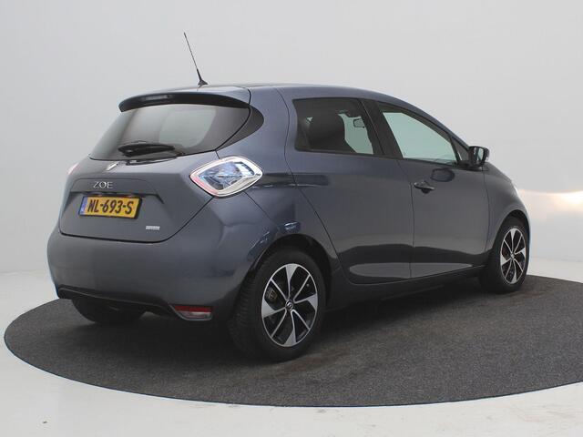 Renault ZOE R90 Intens 41 kWh / Koop accu / SoH 88% / Navigatie / Cruise Control / Airco Climate control / Achteruit rijcamera / All seasonbanden / Historie aanwezig /