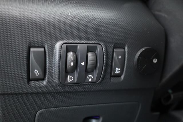 Renault ZOE R110 Iconic 41 kWh | Cruise Control | Bose Audio | Camera + PDC A | Stoelverw. | Navi | Keyless x