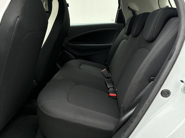Renault ZOE R110 Life 52 kWh / SOH 94% / Koopaccu / Eerste Eigenaar / CCS Laden / Apple Carplay/Android Auto / All-Season Banden /