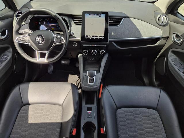 Renault ZOE R135 Intens 52 kWh / SOH 94% / Koop accu / dealer onderhouden / CCS Snelladen / Achteruitrijcamera / Cruise control / Apple Carplay Android Auto / Warmtepomp / Parkeersensoren voor en achter /