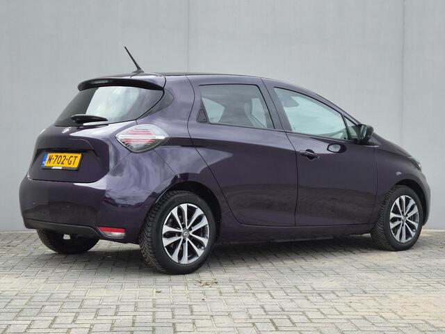 Renault ZOE R135 Intens 52 kWh / SOH 94% / Koop accu / dealer onderhouden / CCS Snelladen / Achteruitrijcamera / Cruise control / Apple Carplay Android Auto / Warmtepomp / Parkeersensoren voor en achter /