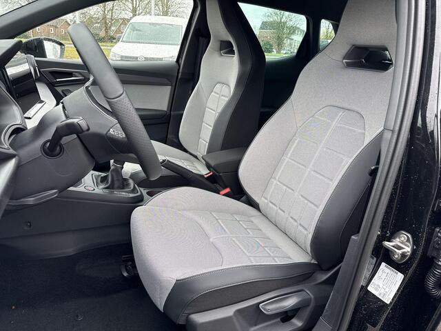 Seat 1.0 EcoTSI FR Business Connect handgeschakeld | navigatiepakket | metallic Lak | 3000,- inruilvoordeel!!