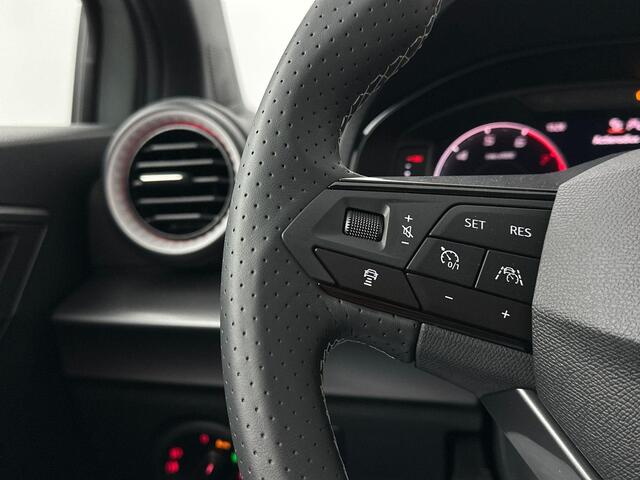 Seat FR Business Connect 1.0 EcoTSI 70 kW / 95 PK Hatch