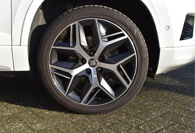 Seat ATECA 1.5 TSI FR Business Intense Automaat / Full Led / Apple Carplay / Keyless / 360 Camera / 19"LM / Beats Audio