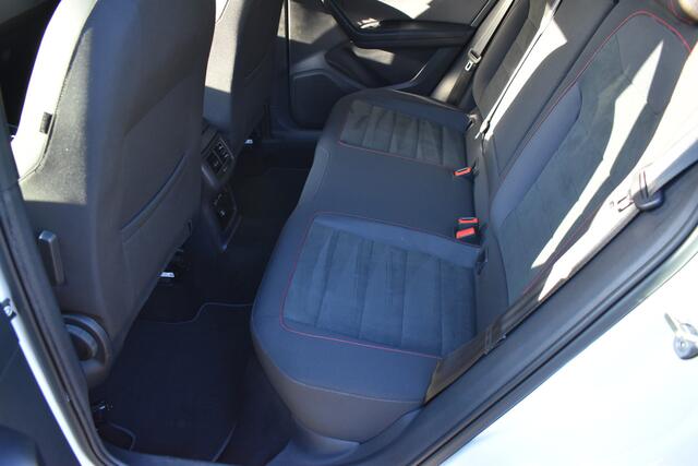 Seat ATECA 1.5 TSI FR Business Intense Automaat / Full Led / Apple Carplay / Keyless / 360 Camera / 19"LM / Beats Audio