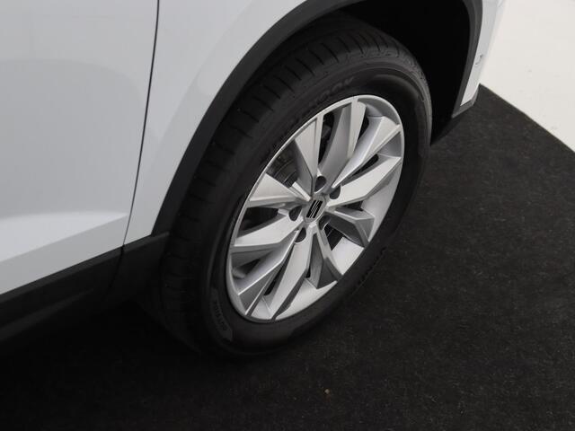 Seat ATECA 1.5 TSI Style Business Intense | Climate control | Trekhaak | Achteruitrijcamera | Navigatie | 17 inch LM velgen | Digitale cockpit