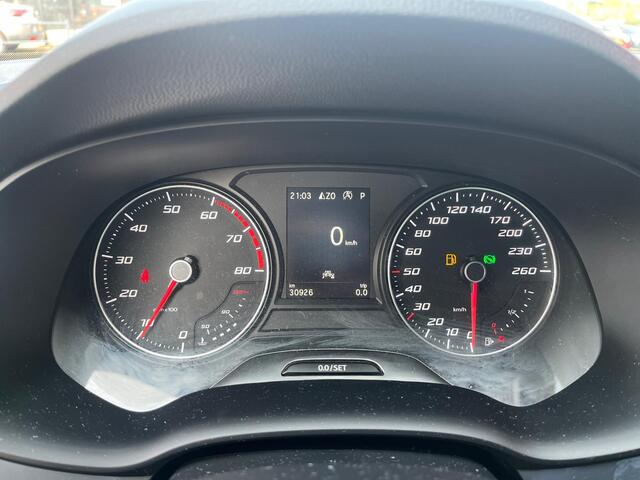 Seat ATECA 1.5 TSI Style Business Intense Automaat / NAVIGATIE / APPLE CARPLAY / ANDROID AUTO / 17'' LMV /