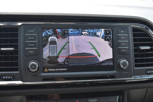 Seat ATECA 1.5 TSI Xcellence Business Intense Navigatie | Stoelverwarming | Half-Leder | Camera 12 mnd BOVAG garantie Whatsapp 06-53188999