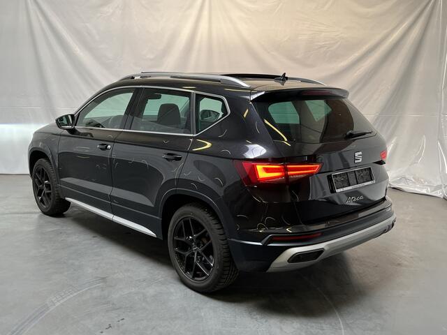 Seat ATECA 1.5 TSI Xperience / PANO/ STUUR+STOEL VERWARM./ PARK. SENSOR. + CAMERA/ ACC/ KEYLESS/ ELEK. ACHTERKLEP/ DRIVE PROFILE/ DAB/ CLIMA/ BLUETOOTH/ LED/ ISOFIX/ 18'' LMV