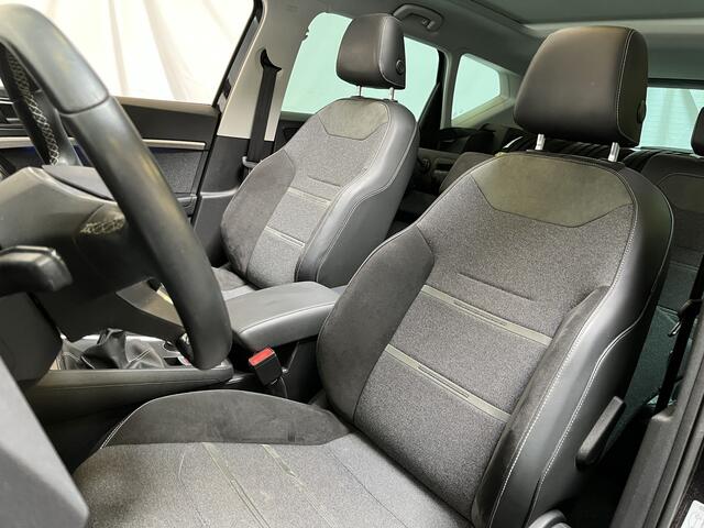 Seat ATECA 1.5 TSI Xperience / PANO/ STUUR+STOEL VERWARM./ PARK. SENSOR. + CAMERA/ ACC/ KEYLESS/ ELEK. ACHTERKLEP/ DRIVE PROFILE/ DAB/ CLIMA/ BLUETOOTH/ LED/ ISOFIX/ 18'' LMV